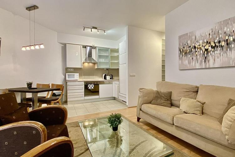 Kiadó lakás a 6. kerületben