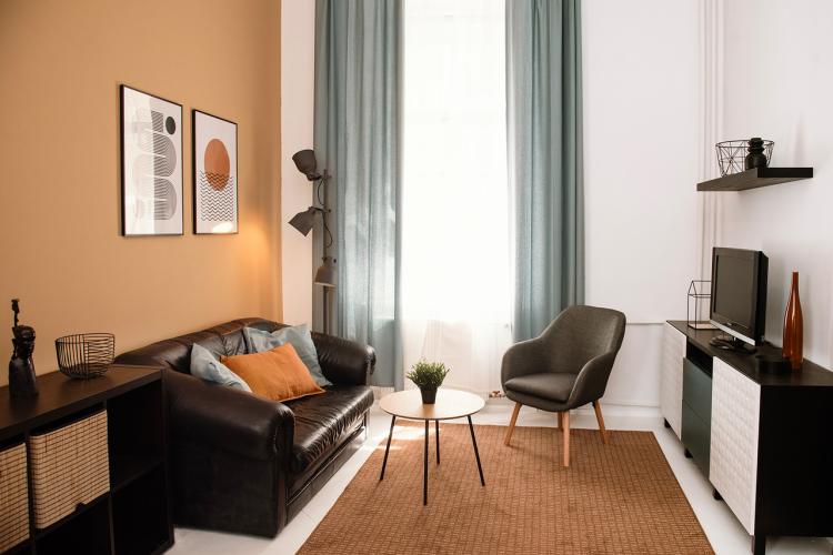 KIADó lakás a Bartók Bélán