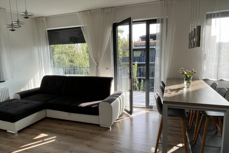 Kiadó lakás a Duna parton