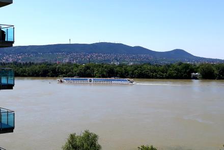 kiadó a Marinán